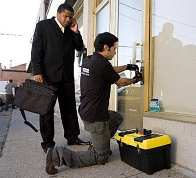 Little Village Locksmith Store Trenton, OH 513-348-1287 - 14-eviction-locksmith-services